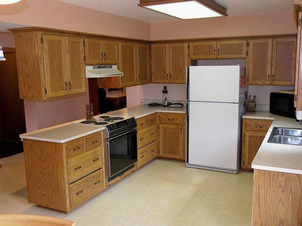1st image of 13025 W Armour Ave