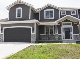 1325 NE Brandywine Rd, Lees Summit, MO 64064