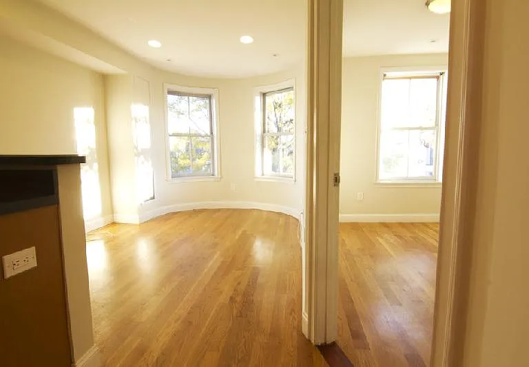 106 Hammond St #3A — Photo 11