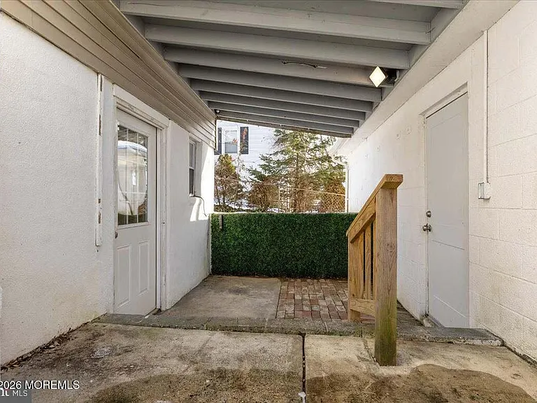 43 Iowana Ave — Photo 19