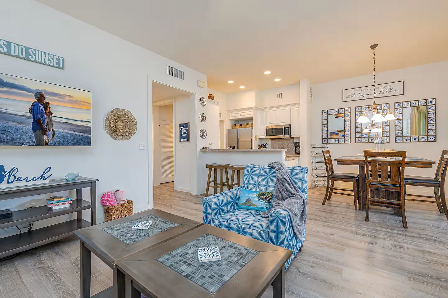 2 bed, 1193 sqft, $5,250 — Photo 1