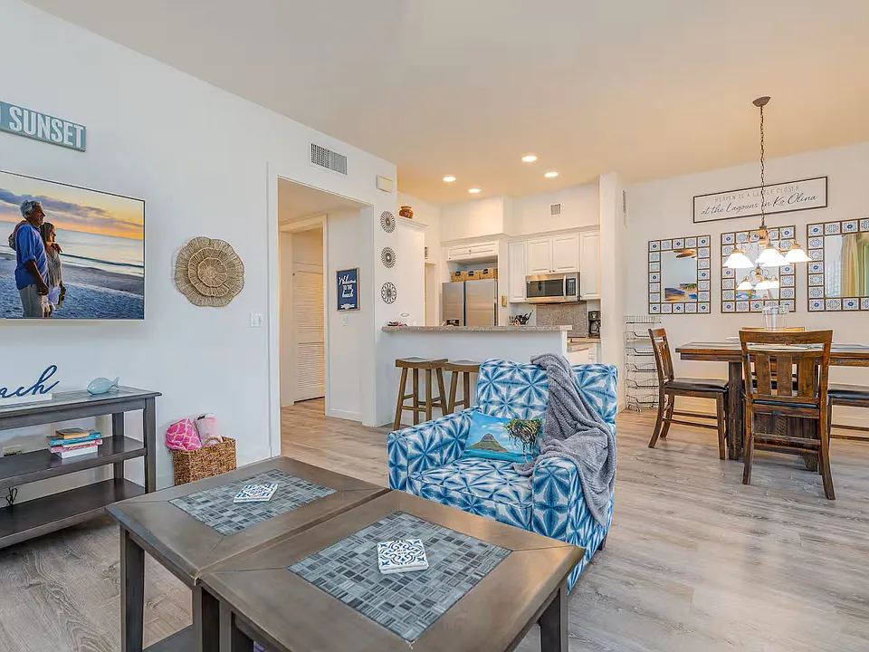 92-1208 Olani St #2
