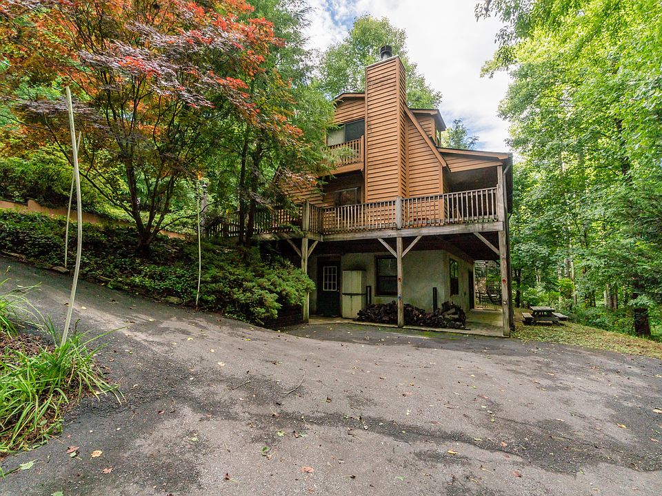 1st image of 100 Kylie Ln