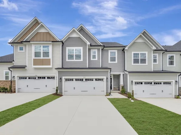 3142 Cathedral Comb Dr, Apex, NC 27502
