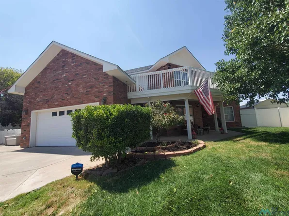 1707 Harrison Ct, Artesia, NM 88210