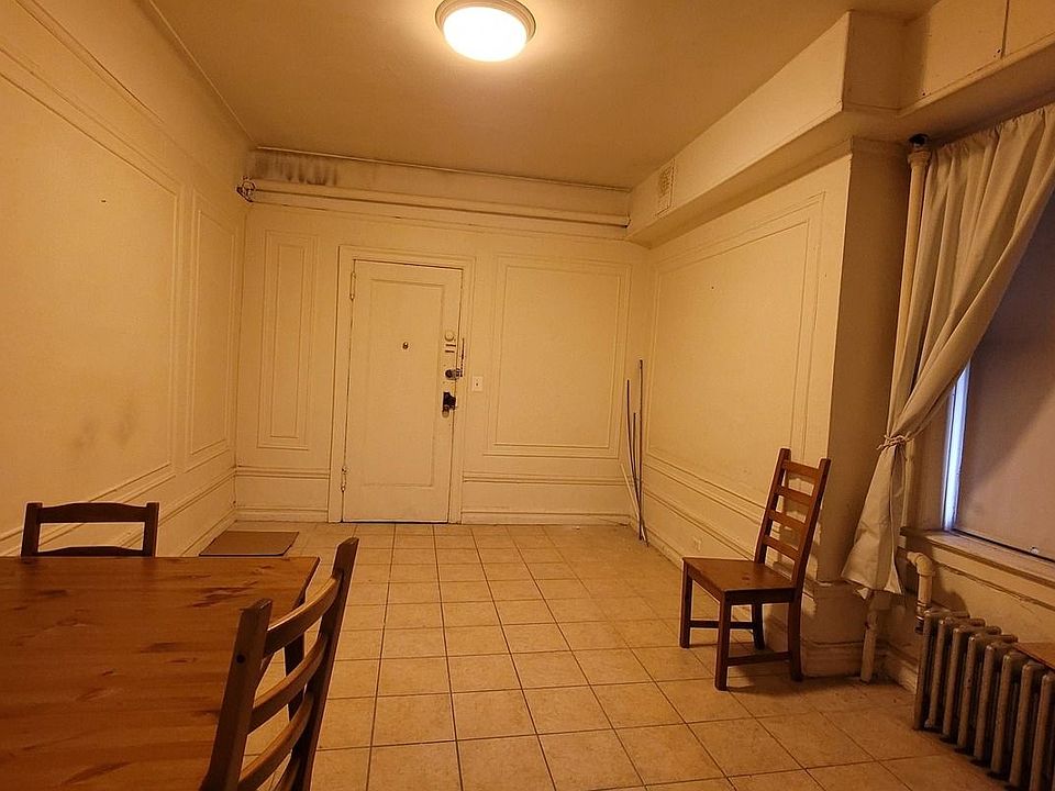 1st image of 10 Bennett Ave #1A
