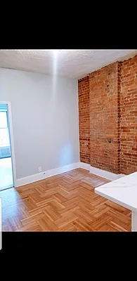 Rented by Oxford Property Group | media 23