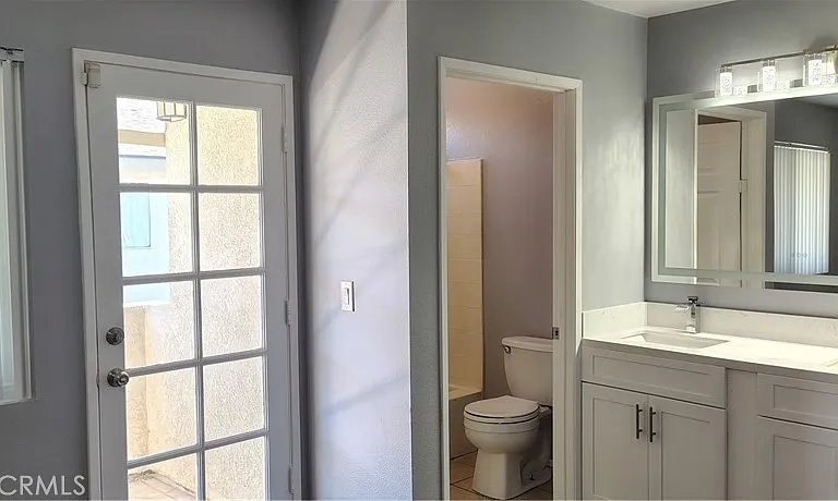 1425 S White Ave #B — Photo 14