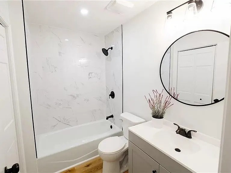 504 NE Johnston Dr — Photo 11
