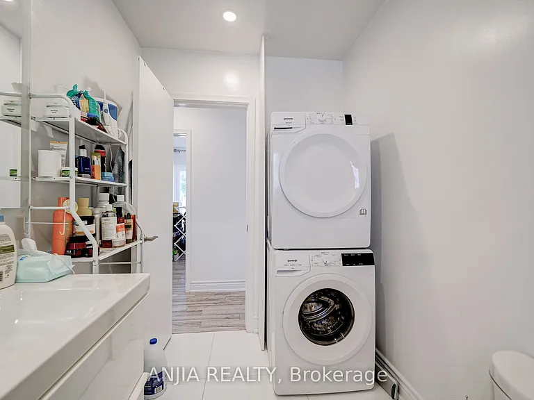 203 Norfolk Ave #MAIN FL — Photo 22