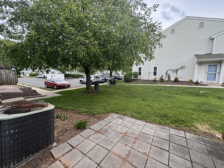 35 Almond Dr — Photo 14
