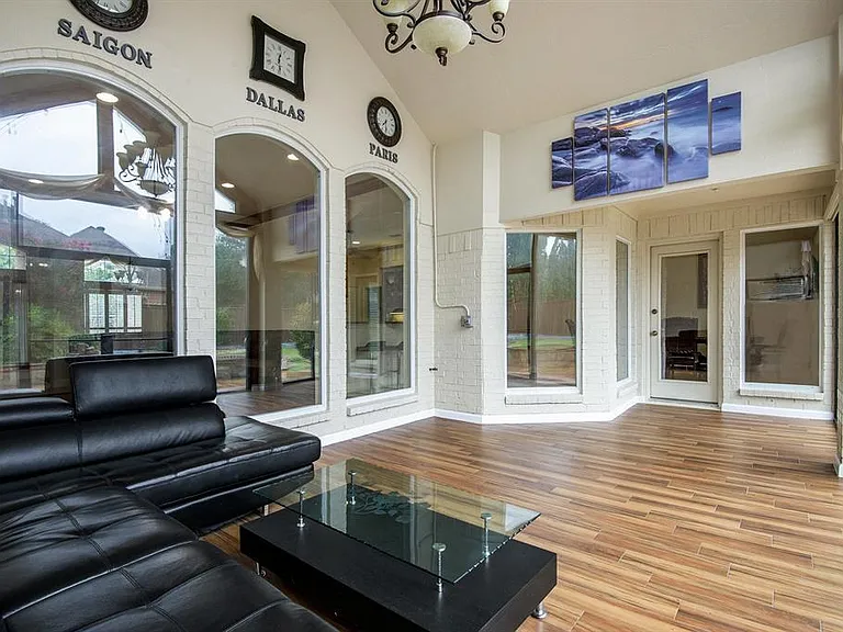 6925 Katherine Ct — Photo 20