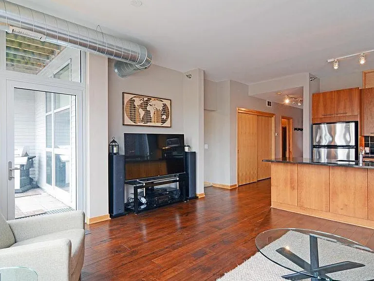 1211 Lagoon Ave — Photo 3