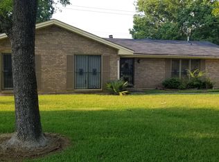 3745 Hunting Creek Rd, Montgomery, AL 36116