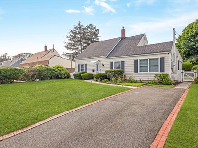 671 Whittier Street, Westbury, NY, 11590