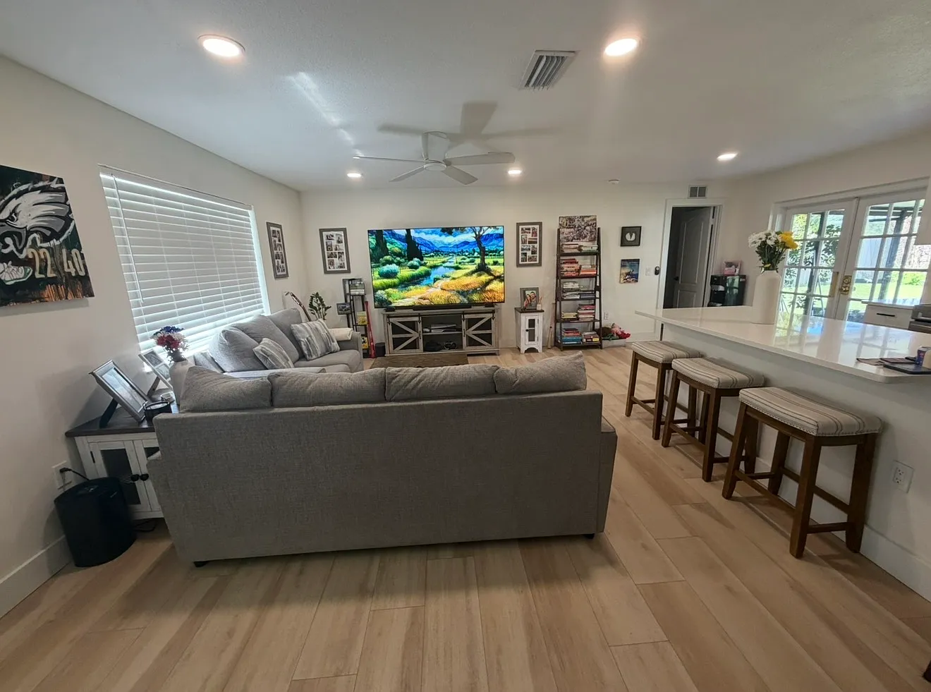 4 bed, 1500 sqft, $2,450 — Photo 2