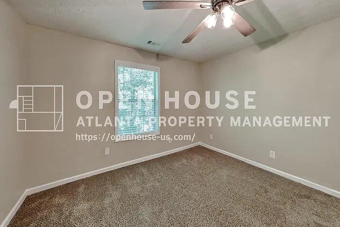 3468 Erin Gln NW — Photo 16