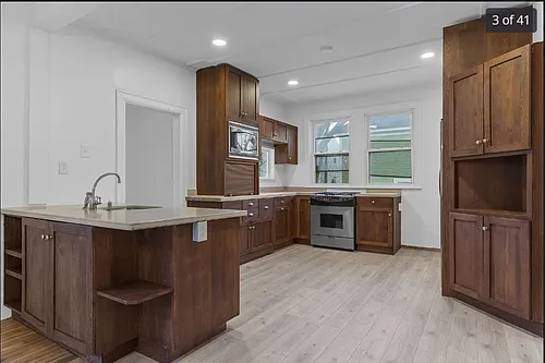 9 Charles St Photo 1