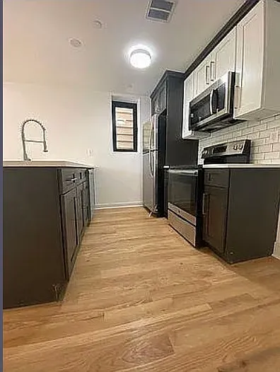 1016 East 13th Street — Photo 2