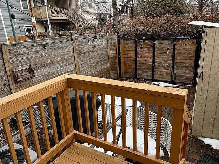 1011 8th St NE — Photo 30