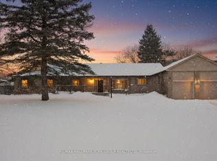 501 Samuel Harper Ct, East Gwillimbury, ON L0G 1M0