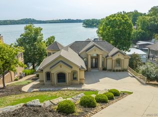 1389 Grand View Dr, Sunrise Beach, MO 65079
