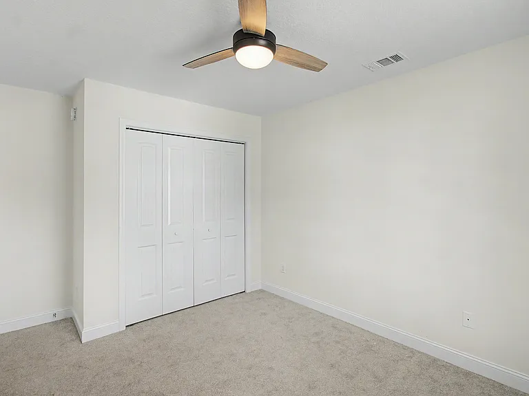 1052 Grayson Ave — Photo 18