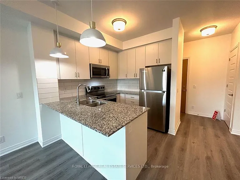 128 Grovewood Cmn #202 — Photo 12