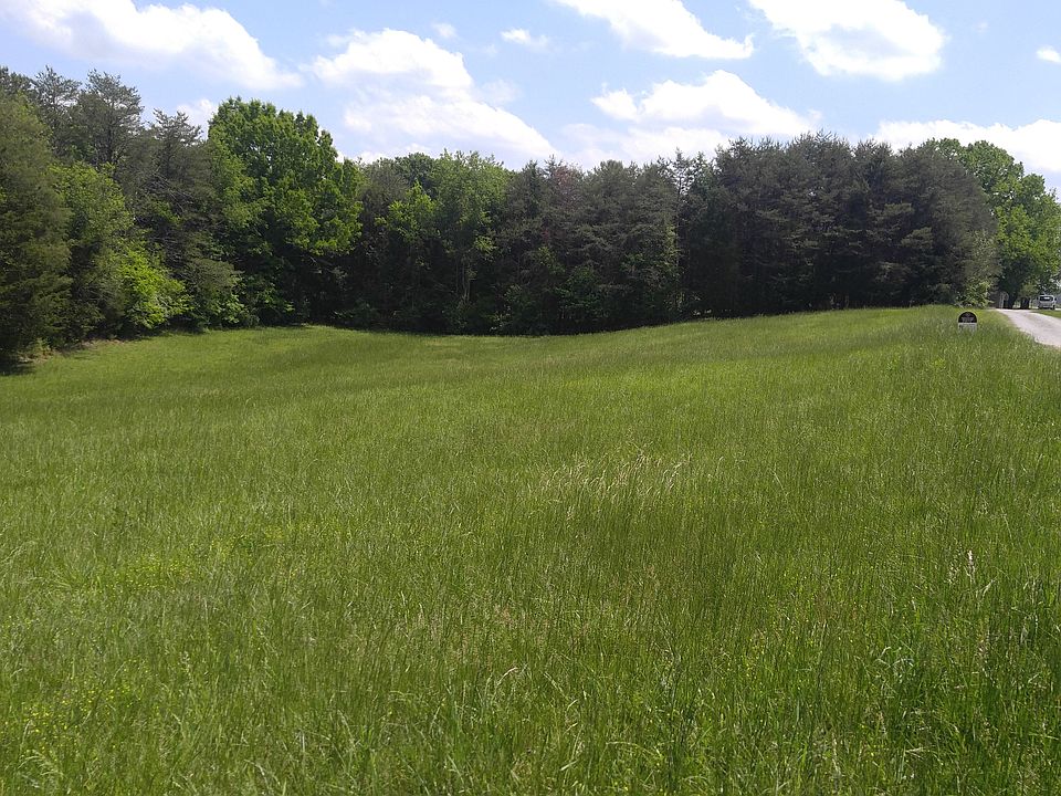 1st image of 7906 Walkover Dr