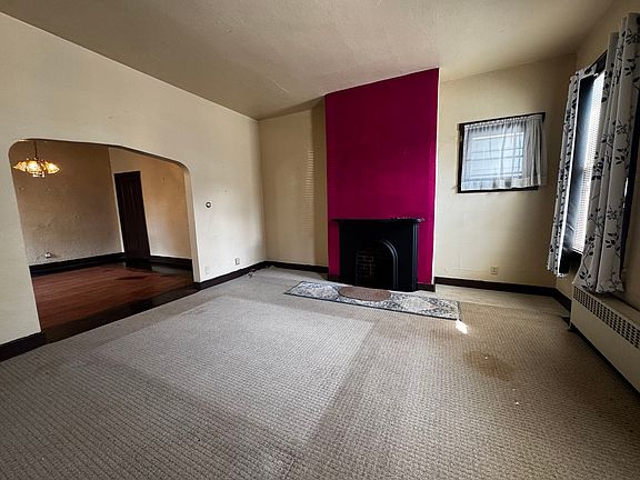 3rd image of 278 38th St