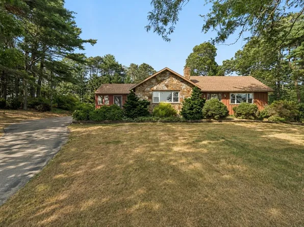 22 Long Neck Rd, East Wareham, MA 02538