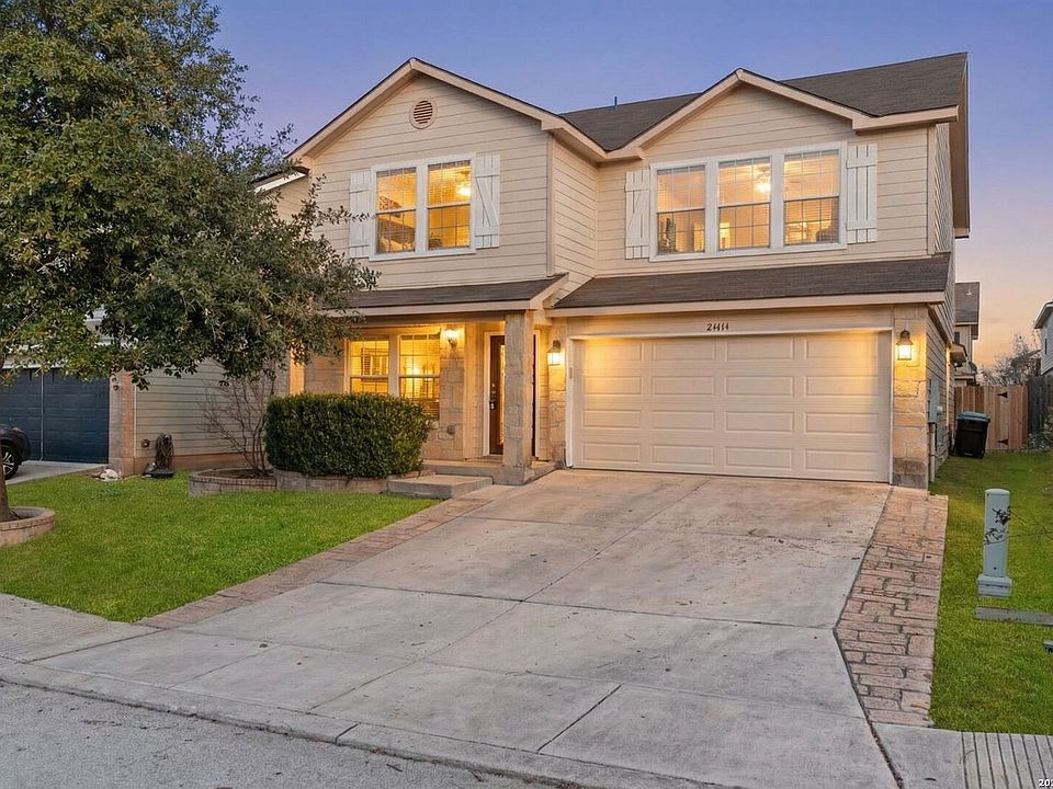 1st image of 24614 Maple Crest