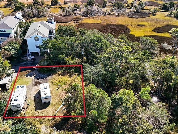 5th image of 70 Beach Rd #110