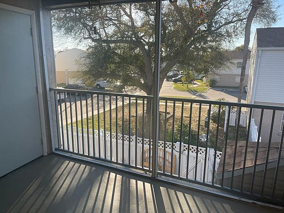 2nd image of 7210 N Manhattan Ave APT 1321