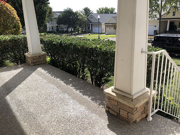 5th image of 1608 Longmont Ct