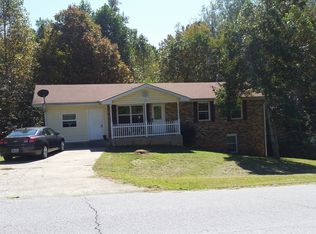 22 Bowen Dr, Carrollton, GA 30117