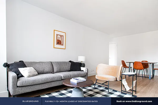 Rented by The Blueground | media 4