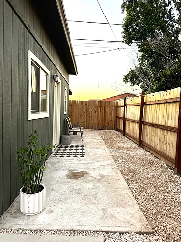 104 E Vista Del Cerro Dr #A Photo 1