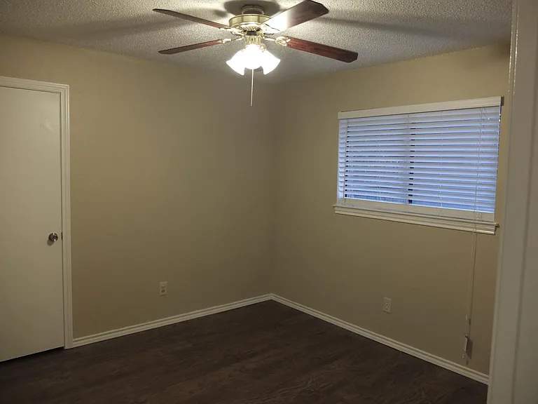 5020 Timberglen Dr — Photo 5