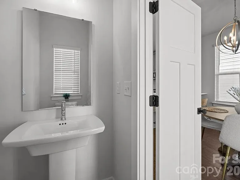 5011 York Park Ln — Photo 11