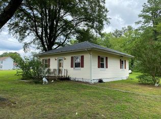 1067 Macdonald Rd, Scottsburg, VA 24589