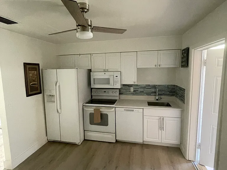 4629 Palm Tree Blvd #2 — Photo 9