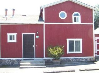 724B Liberty Rd, Petaluma, CA 94952