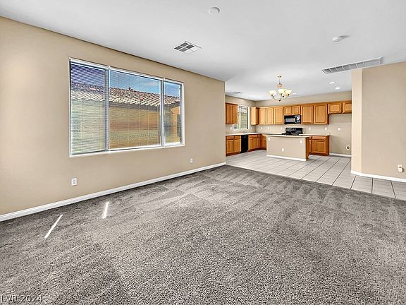 3rd image of 8039 Sundance Valley Dr