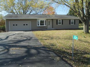 8704 383rd Ave, Burlington, WI 53105