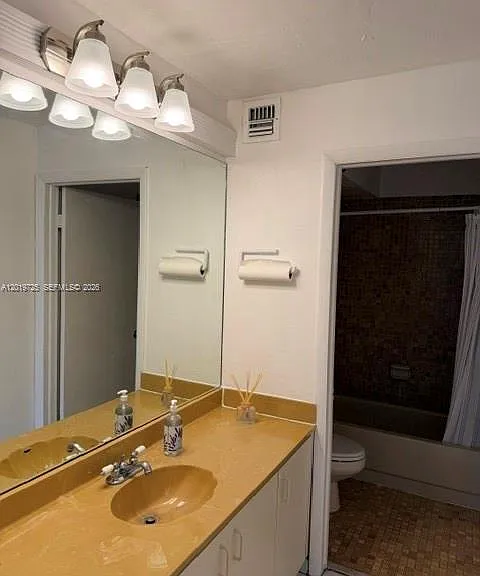 10825 SW 112th Ave #6-215 — Photo 11
