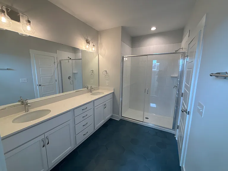 2104 Big Falls Dr — Photo 10