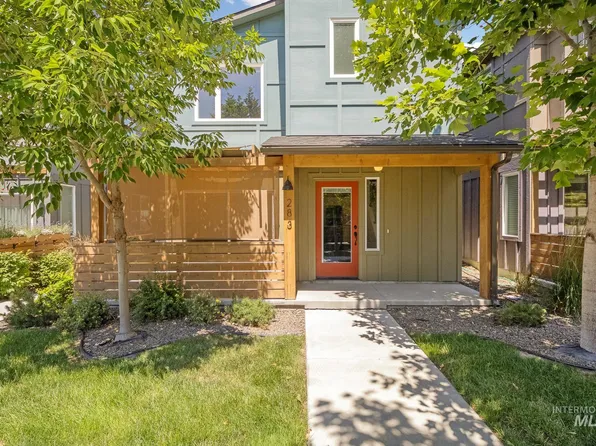 283 E Thurman Mill Ln, Garden City, ID 83714