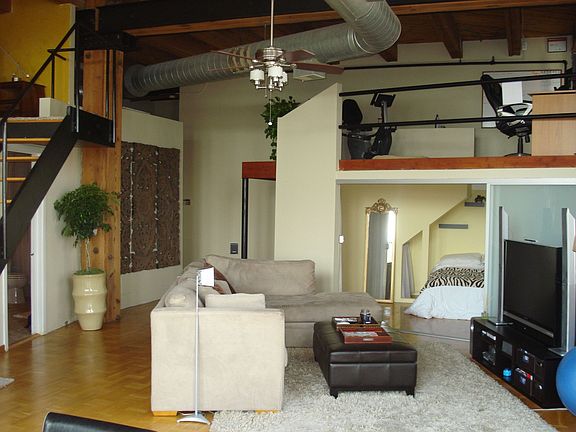 14 ft Ceilings