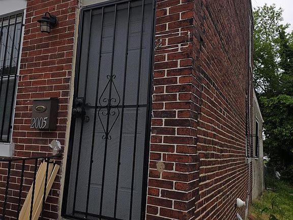 2nd image of 2005 S 9th St
